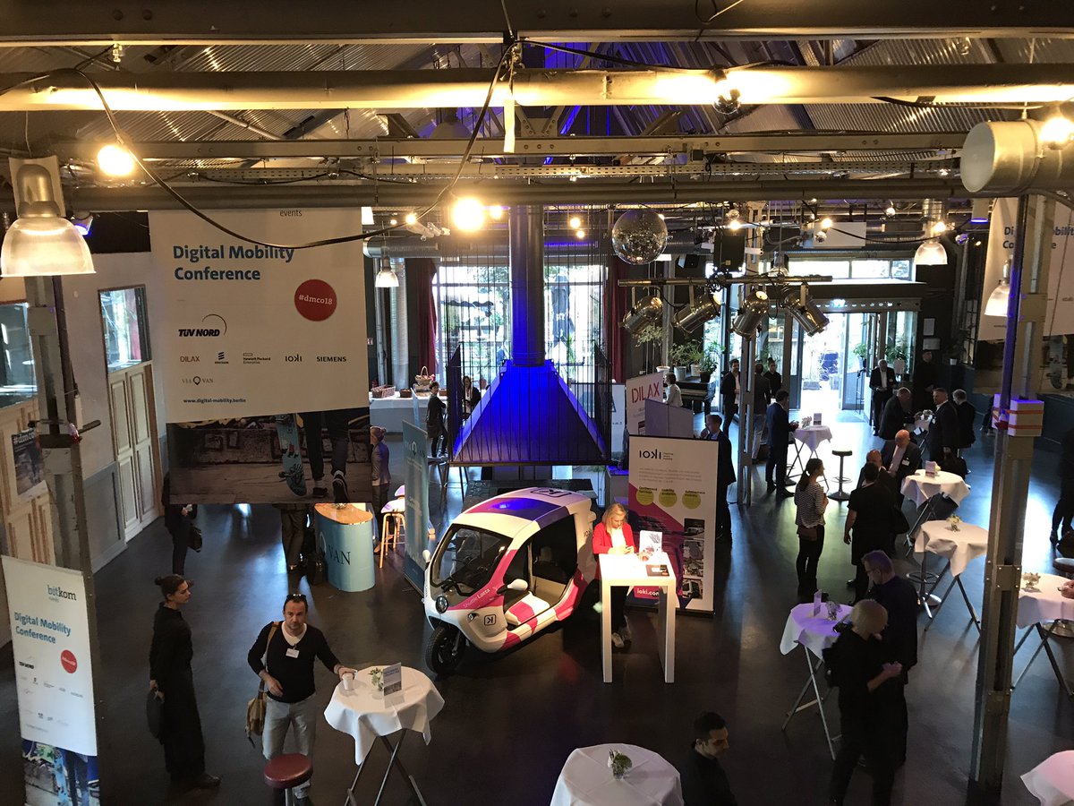 Bitkom's tweet photo. Das war die #dmco18! Ein großes Dankeschön an unsere Speaker, an die über 300 Teilnehmer und unsere Partner! https://t.co/d3KWJ5sVKh