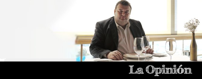 “El sumiller que yo quiero sugiere vinos, pero nunca trata de imponerlos. Nada es más desacertado que discutir con el comensal sobre la elección de un vino”, Carlos Mateos <a href="/MisterEspeto/">Carlos Mateos</a> hoy en #elblogvv bit.ly/2P17W5O