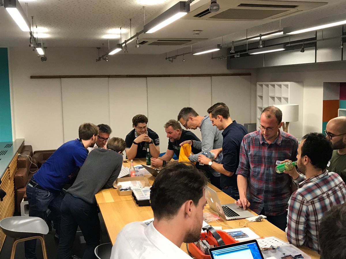 Connected Living eV tweet media