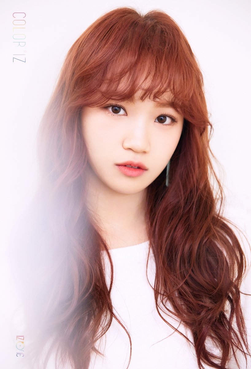 itozoneu's tweet photo. IZ*ONE (#아이즈원) - 1st Mini Album [COLOR*IZ] OFFICIAL PHOTO 2

#LeeChaeyeon #KimMinju #KimChaewon #HondaHitomi
#COLORIZ #20181029_6PM https://t.co/HNt5kQvoRl