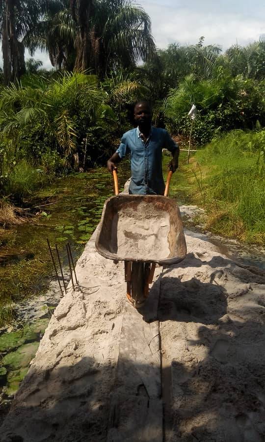 lateefat3's tweet photo. The look before the structure. Groundbreaking
#ladybuilder
#ilovewhatido https://t.co/r9QvragRwR