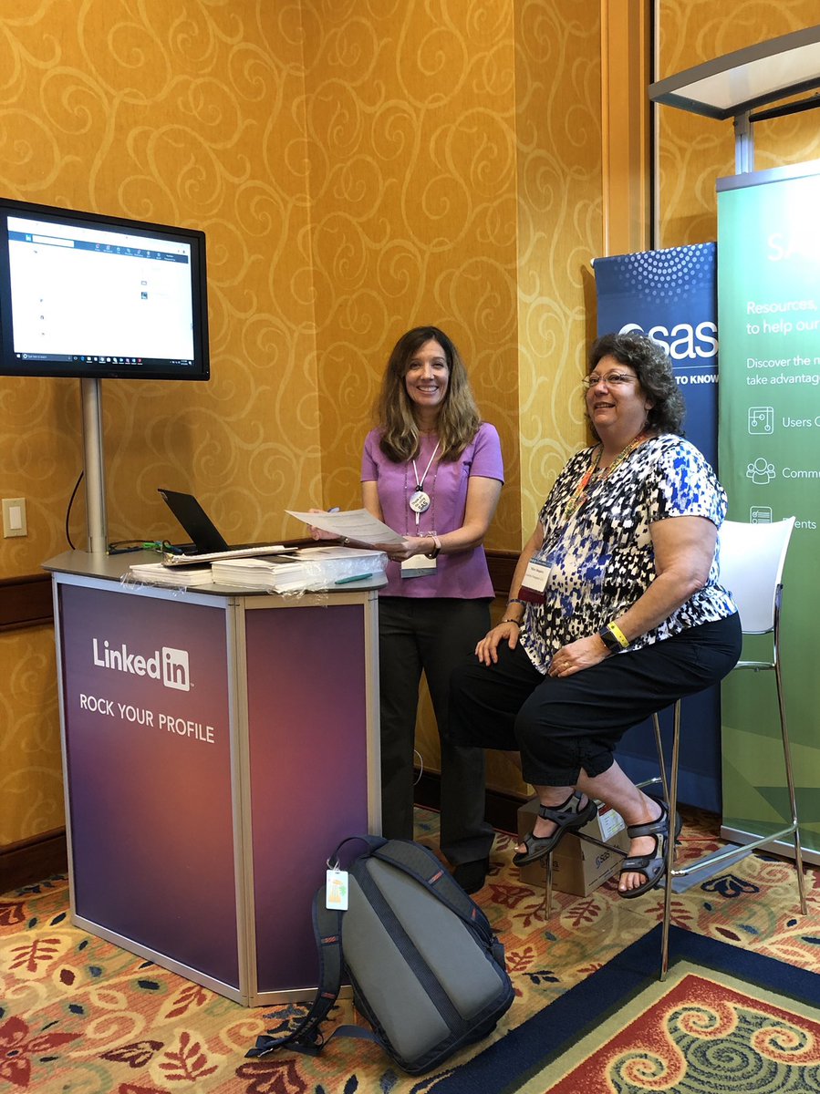 sgoodin's tweet photo. #sasusers are the best. Happy to catch up/ meet so many of you #sesug2018, especially chatting #LinkedIn. Keep up with those profiles!😊⭐️ Let’s do this again. #stpetebeach ☀️🌊 @SESUG1 (photo courtesy of amazing @paharbour ) https://t.co/tJjEVauFpN