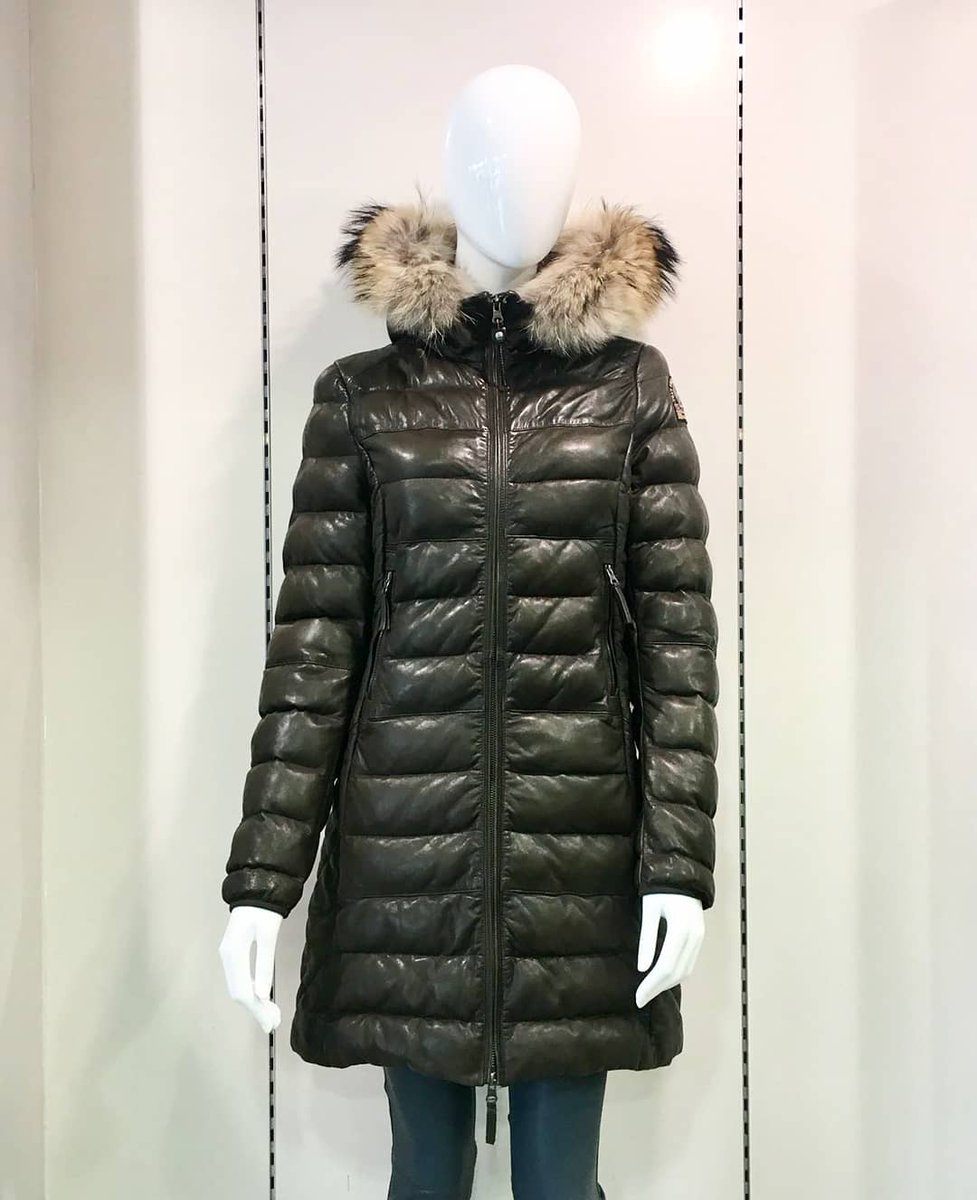jon_ian's tweet photo. Our favourite coat is back! Parajumper's leather puffer combines technical fabrics with luxurious style to create a piece that not only looks great, but is practical as well. 

#parajumper #ootd #styleme #ladiesfashion #boutiqueshopping #gbhscowbridge #myhighstreet https://t.co/0shhjBlufy