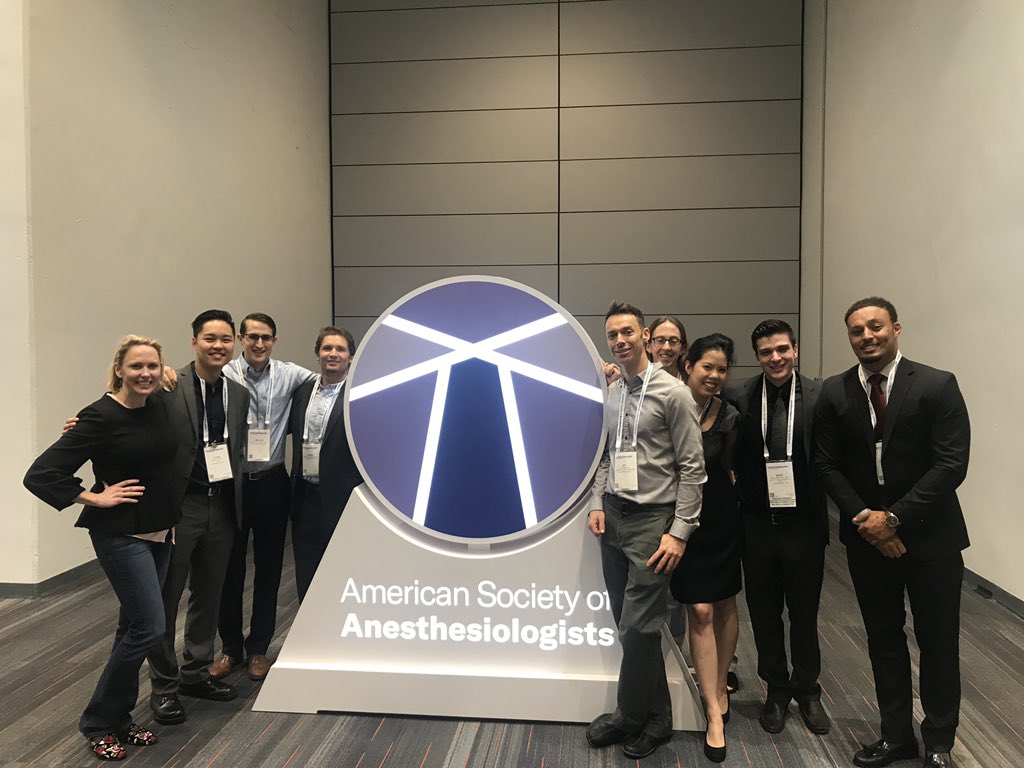 humphrey_do's tweet photo. Way to go USC residents presenting at the ASA!  Taking time to visit the exhibition hall.  #USCAnesthesia #Anes2018 https://t.co/ocLCq01l82