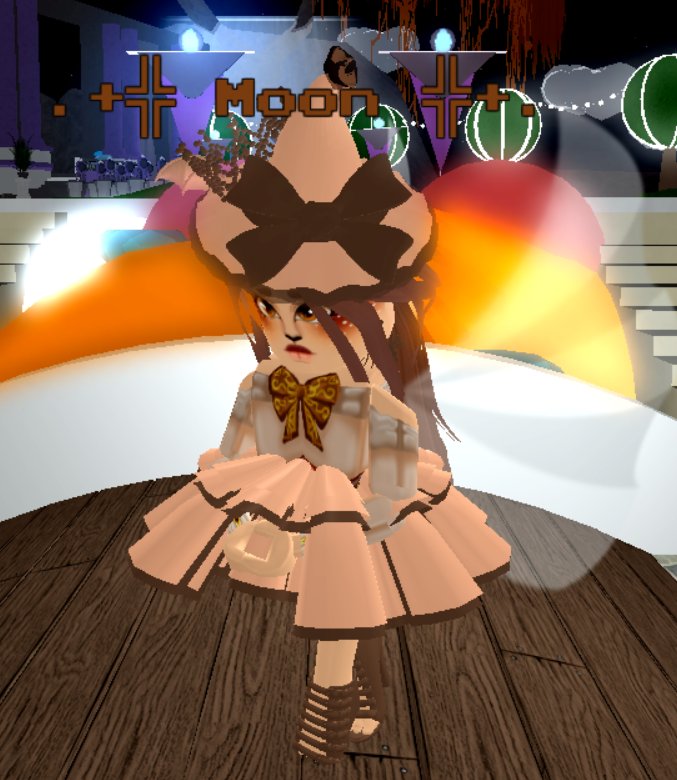 Featured image of post Ideas Pretty Cute Royale High Outfits / I love the hair because i think it goes with any look!