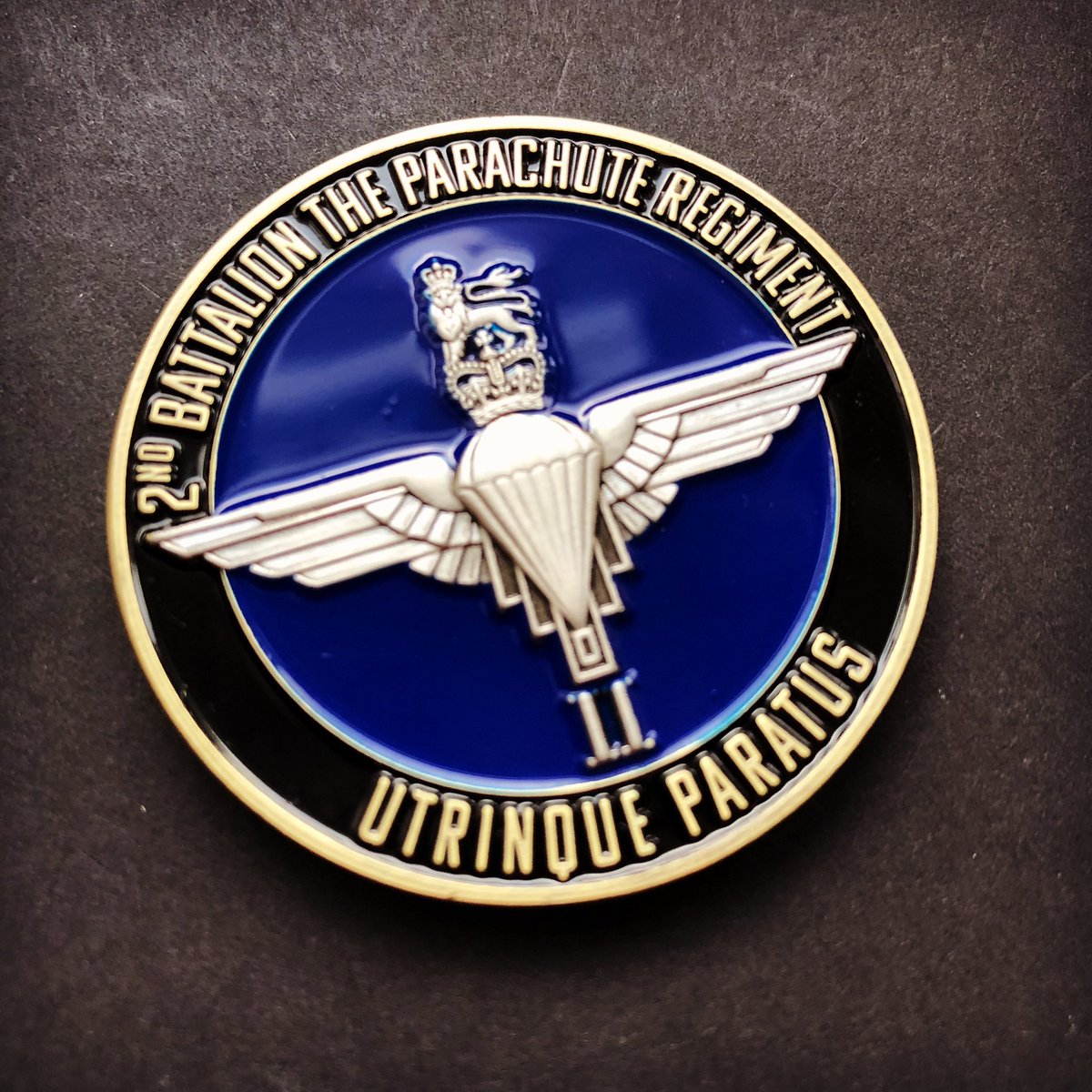 challengecoinuk's tweet photo. Check out this mega dual plated coin with a 3D cap badge for 2 PARA, @TheParachuteReg
Email sales@challengecoinsuk.com to see what we can create for your unit.
#2para #parachuteregiment #parareg #regitout #airborne #utrinqueparatus #pegasus #pcoy #pcompany #britisharmy https://t.co/ITGwjM6hzp