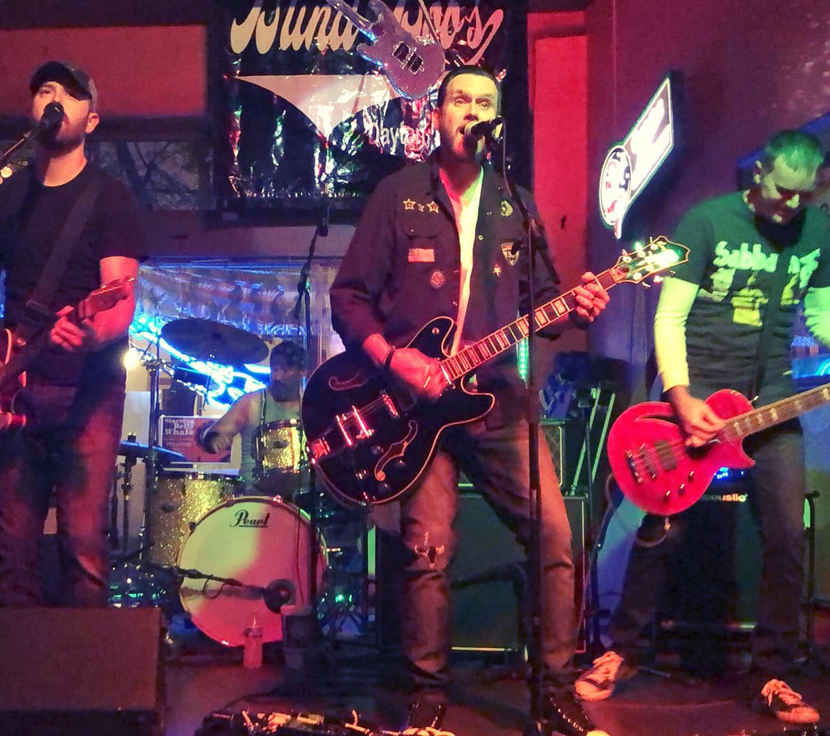 NextToNowhere3's tweet photo. We had a blast at Blind Bob’s on Friday! Thanks to everyone that came out and rocked with us! We’ll be in the studio this weekend to start recording our debut album! Next show is Friday November 16th at W.O. Wrights with Ithika! See you there!
Photo by Shawn Frost https://t.co/XRBr429JJL