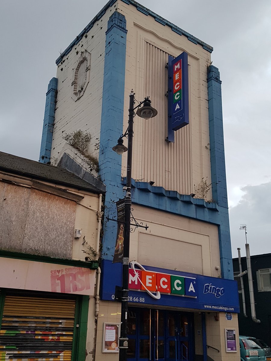 Sunderland_GM's tweet photo. This historic building, formerly known as "The Odeon" is in a state of decay. Crumbling paintwork combined with weed growth has left it unpleasant to look at. #Sunderlandrenaissance is encouraging a cleanup of this structure and restore life to it #projectodeon #sunderland https://t.co/04zlFT1i6P