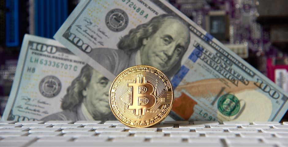 TheCurrencyA's tweet photo. Ambitious Crypto Investments for Stable Coins in Exchange for USD read more at: https://t.co/4b27Ax9zS4 #cryptocurrency #token #bitcoin #ethereum  #stablecoins https://t.co/PHte1Aikm1