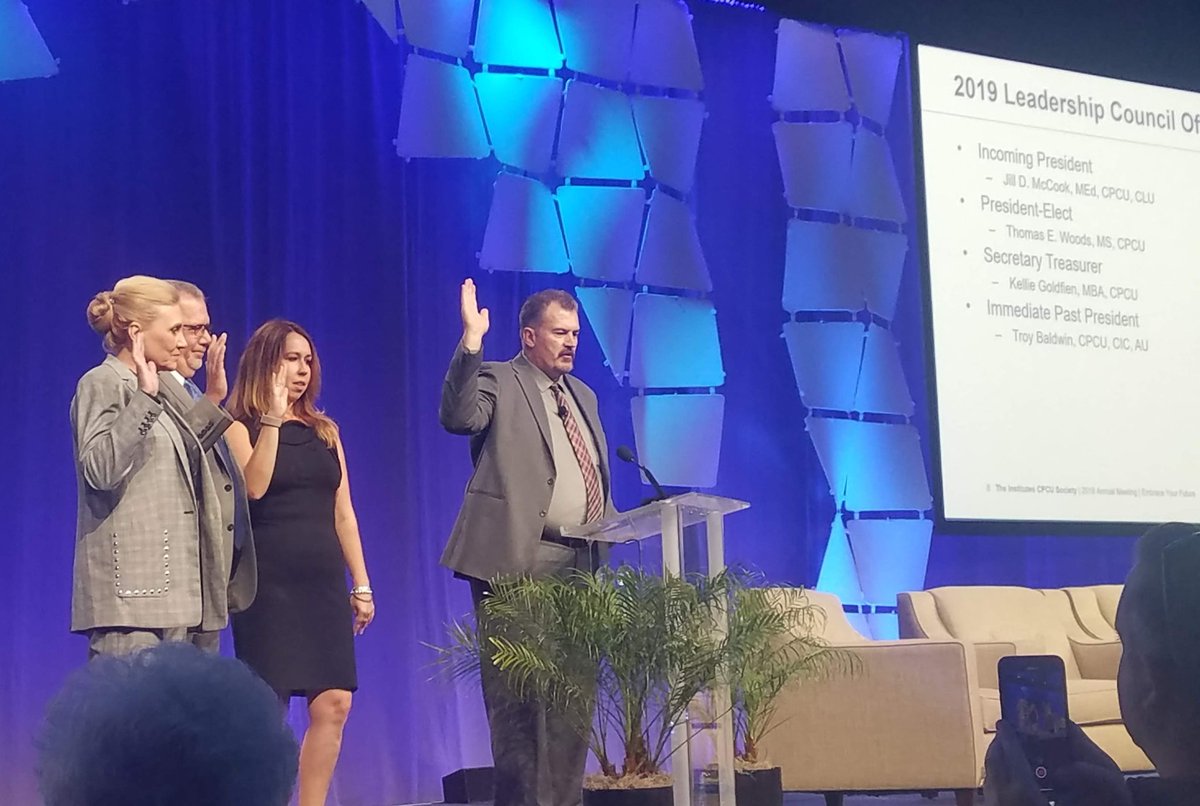 DreaEickhoff's tweet photo. Congratulations to Jill McCook! Proud to call you my friend and mentor! Looking forward to another great year! #CPCU2018 @OrangeEmpCPCUs @SanDiegoCPCU https://t.co/9bns2O2kFd