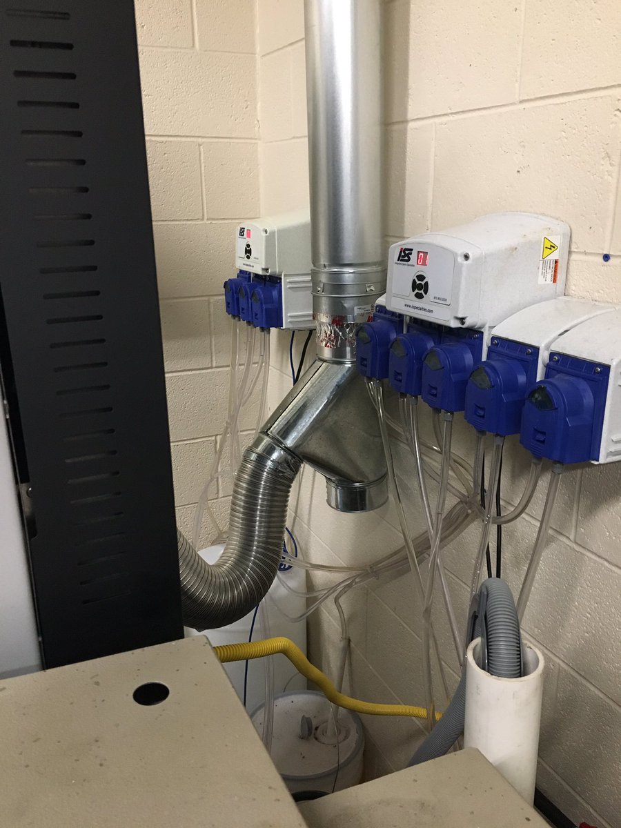 EQdaddy's tweet photo. Big thank you to my guy Andy Keller and @ISSpecialties for the new machine set up! A great and much needed addition to the equipment room! #LaundryNeverStops #dcdsEQ https://t.co/BOYjlXfvoS