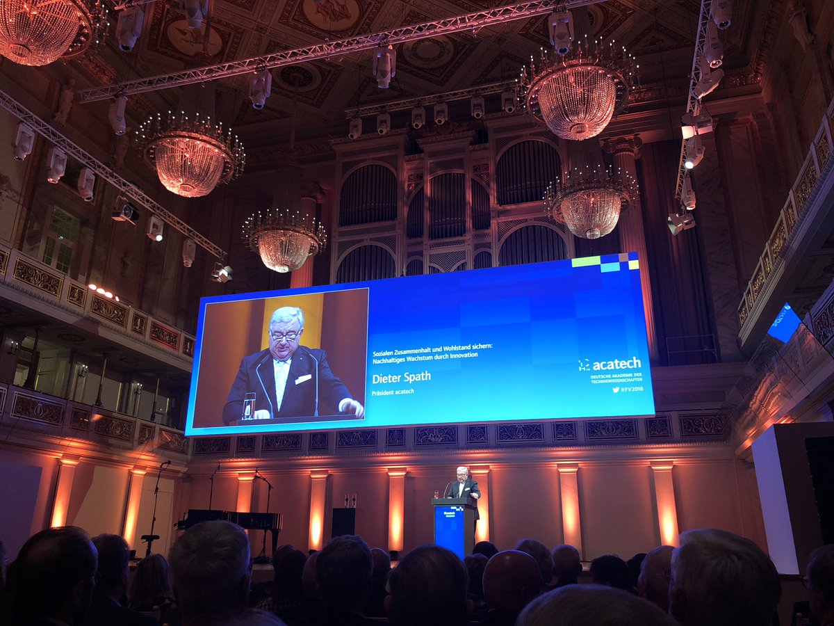 stefanschulz's tweet photo. 10 Jahre Acatech https://t.co/XBTxkMWQdb