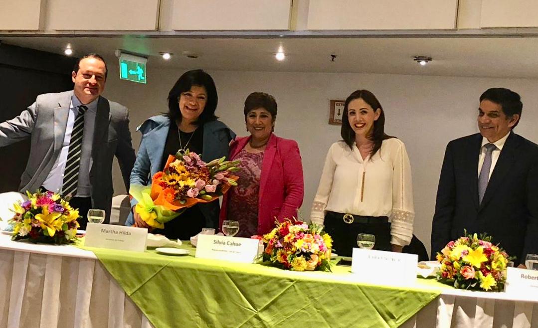 LailaChemor's tweet photo. En reunión con colegas y amigas empresarias y emprendedoras. Agradezco a la @AMMJEToluca por extenderme la invitación a su Sesión de Trabajo de octubre.
@AMMJE https://t.co/t3ZVr8ti1G