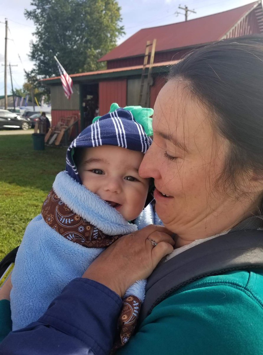 ExcursionEwhere's tweet photo. It was much, much colder than last year! Brrr. We had to bundle up! @Carters https://t.co/eljseXtujK