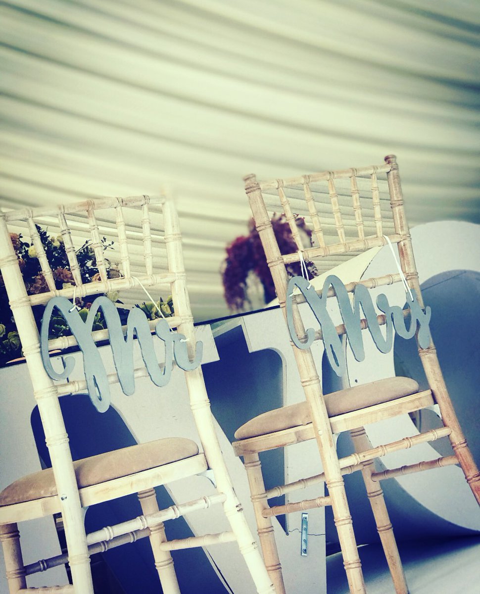 “Every love story is beautiful , but yours is our favourite”
We view every wedding at Hilton Hall as important as our own, with the upmost attention to detail and your own dedicated wedding planner, we will work alongside you to create the day of your dreams.