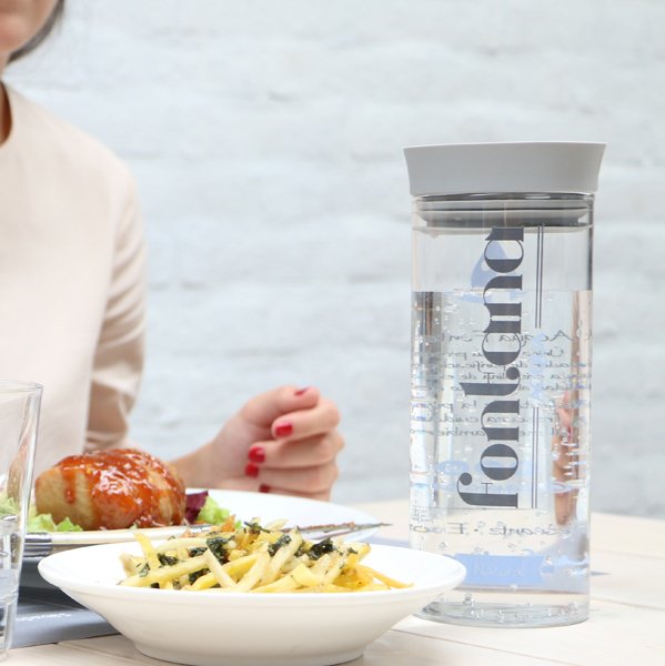 <a href="/acquafontana/">Acqua Fontana</a> + una exquisita comida, son el acompañante perfecto para un rico almuerzo. ¿Quiénes quieren esta combinación perfecta?