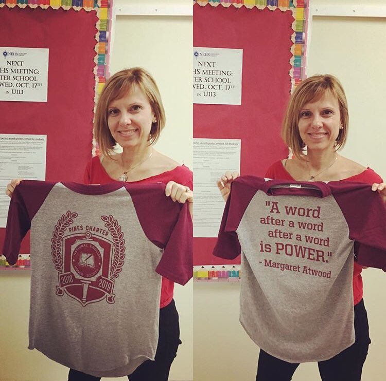 Great news! Our 2018-2019 shirts have arrived! @/nehs members: We’ll be distributing them at our general meeting tomorrow, 10/17 in U113 📚