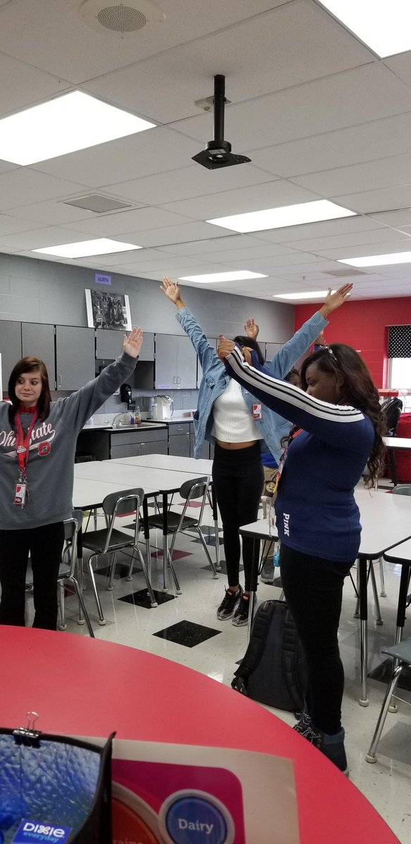 LSHEarlyChildEd's tweet photo. Seniors exercising with @bri_sharonmarie we also, colored the rainbow (colorful fruits and vegetables) - tried a parfait and listen to a nutritional book we can use in our classroom. @OhioStateLima extension #LSHECE #LSHCareerTech https://t.co/39Qt12pxXj