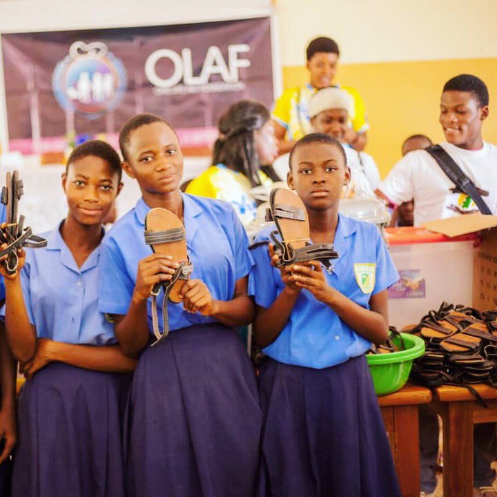 OLAFngo's tweet image. Majority of these #students didn’t have anything to protect their feet with whilst walking through the rocky road to #school.
We were privileged to share our #love in the #rural communities and touched by their exceptional #passion for learning and commitment to their studies.