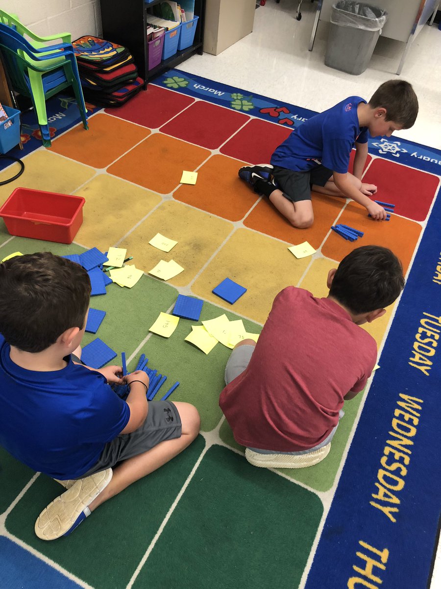 PVESKJohnson's tweet photo. Math groups #placevalue #differentiate @PlainVElemSCS https://t.co/FFCw0TIFNq