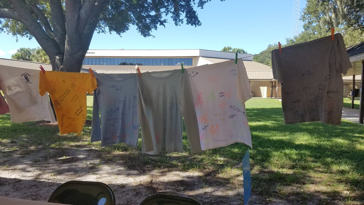 LSSC_Advising's tweet photo. Students hung t-shirts for the Clothesline Project to raise domestic violence awareness, which began today at the Leesburg campus and will begin tomorrow noon at the Sails Pavilion on the South Lake campus. https://t.co/DTNt0BiZdS