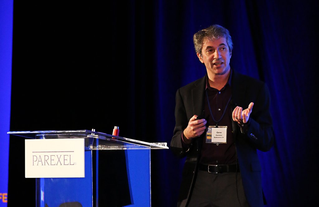 Parexel's tweet photo. Gene Dantsker of @QualcommLife presents on #connectedhealth and the Internet of Medical Things #IoT #HORIZONSDC2018 #futureofmedicine https://t.co/5SMvj4X4fZ