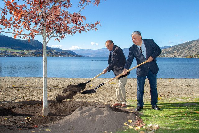 InvestVernon's tweet photo. Few photos from the signing of the relationship accord between the Okanagan Indian Band and the City of Vernon. @CityofVernon @OkanaganBand https://t.co/EqsS6qmZYa