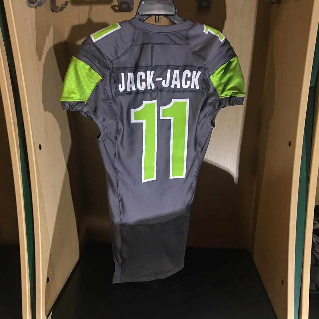UAB_FB's tweet photo. QB A.J. Erdely will wear “Jack-Jack” this weekend in memory Jackson Thomas. Jackson passed away from Rhizomelic Chondrodysplasia Punctat at the age of five 💔 https://t.co/QXClTXjzyn