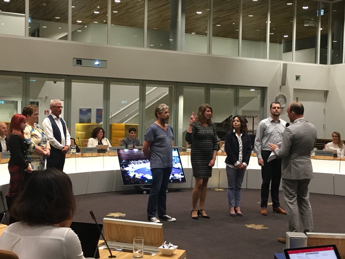 <a href="/vvdhardenberg/">VVD Hardenberg</a> <a href="/RaadHardenberg/">Raad Hardenberg</a> zojuist de schaduwfractieleden geïnstalleerd. Madelon Baan veel succes topper 👍🏼