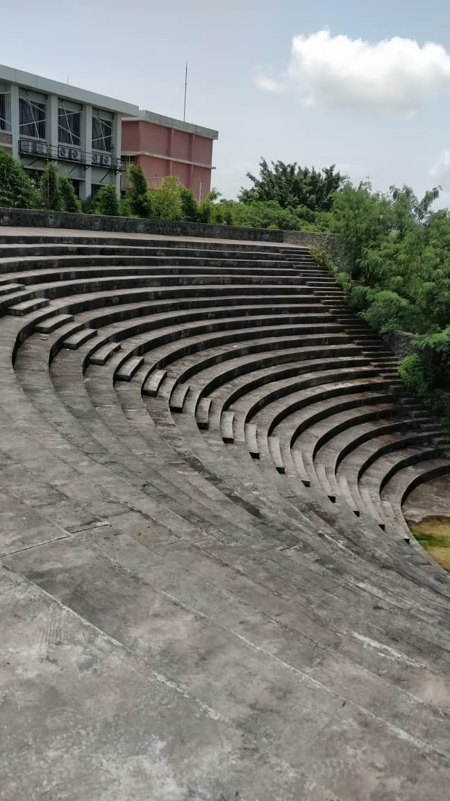 arc_simc's tweet photo. #ItsTimeForHomecoming
If exploring the campus was on your bucket list, this was the place you wouldn’t want to miss.
Do you remember the times spent at the amphitheater?
Come back and relive all those memories for the convocation!
The hills are waiting for the 2016-2018 batch! https://t.co/fmLX4vilTE