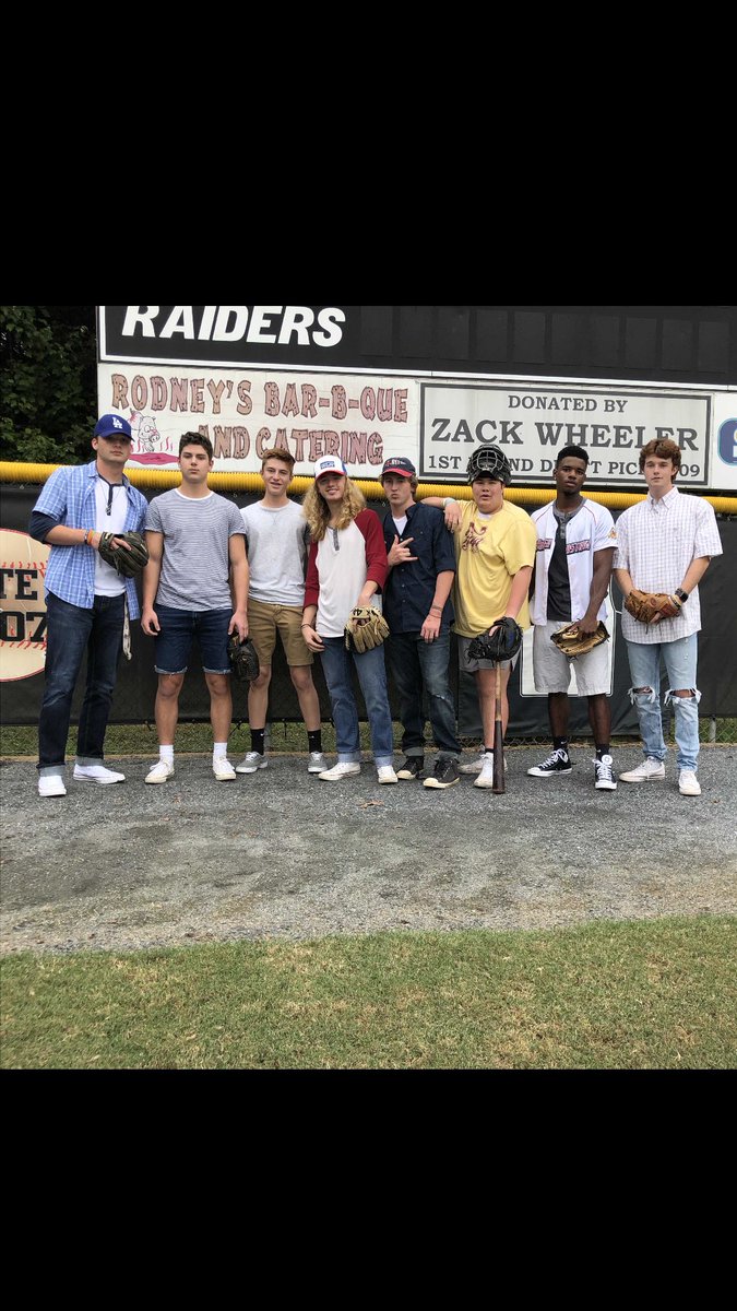 EphsBsB's tweet photo. The baseball team dressed up as the kids from the sandlot today for character day! #hocoweek @AthleticsEP @OneRaider1 https://t.co/Ccp3DNjiDg