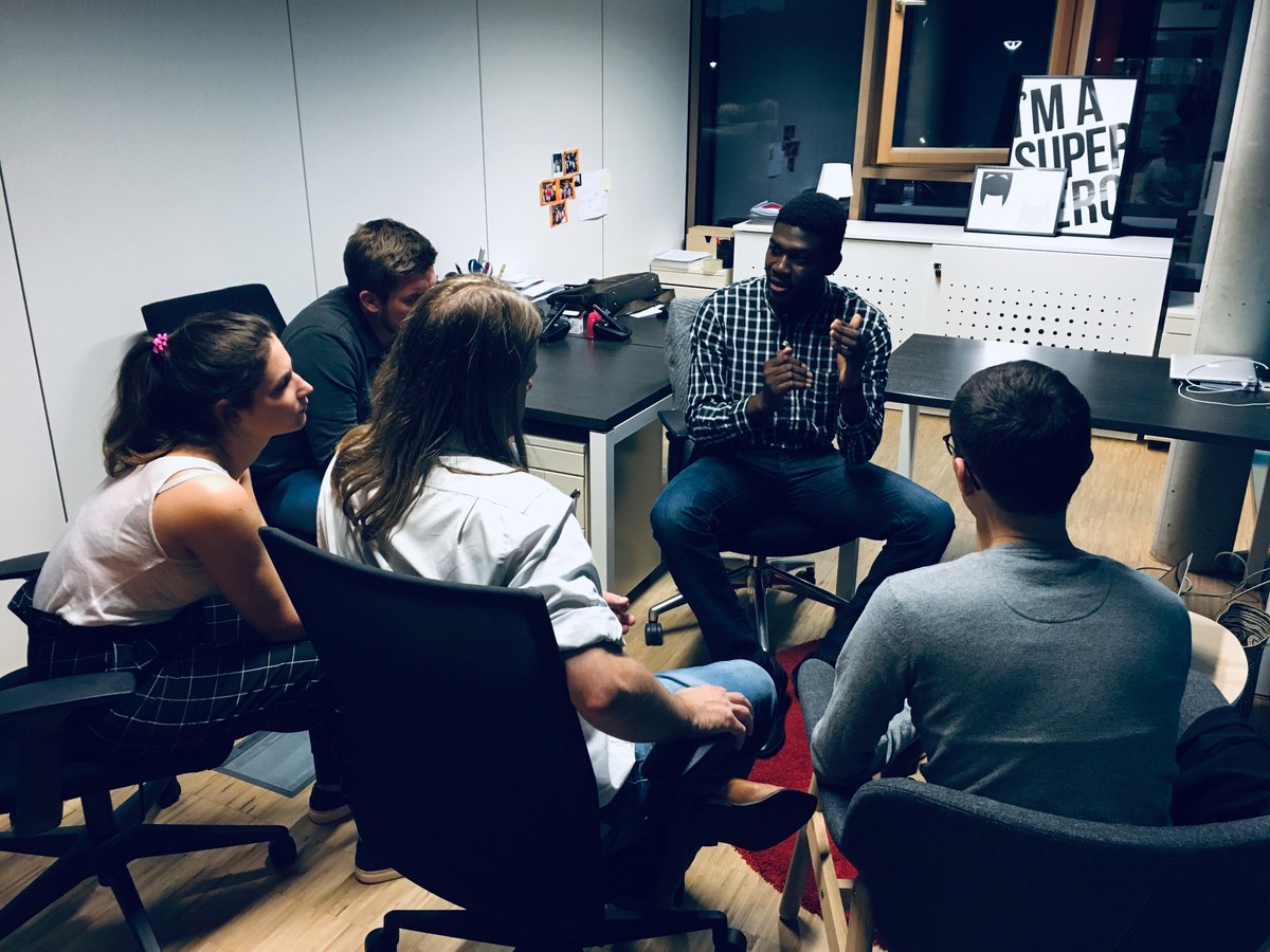 SFEIRLux's tweet photo. Ce soir, c’est la deuxième édition du #SpeedShare chez @SFEIRLux ! On partage et on apprends de manière rapide ;) Une quinzaine de Sfeiriens sont de la partie ! https://t.co/wG6OcTRhTy