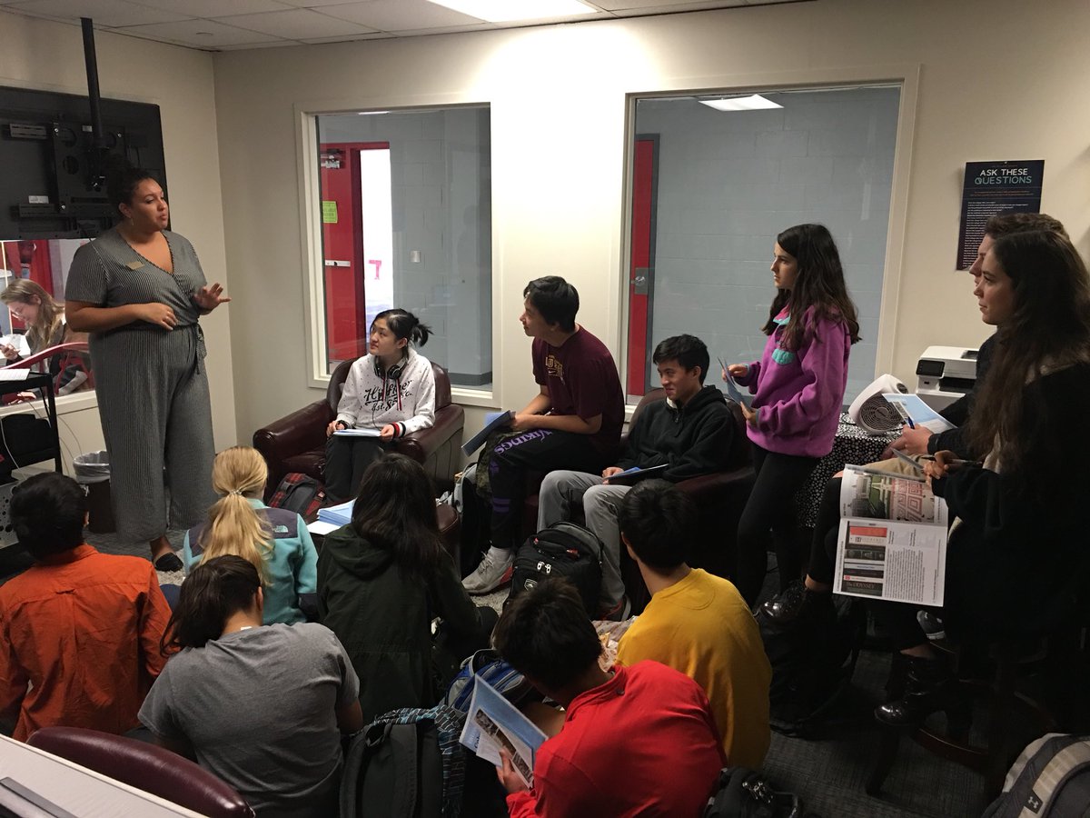 BHSCollege's tweet photo. Do you even #CollegeKnowledge? Well the @BellaireHigh Senior Cardinals do! Thanks @Columbia and @Yale for coming by today! #Cards2College #CardinalProud https://t.co/bxFU9sJReC