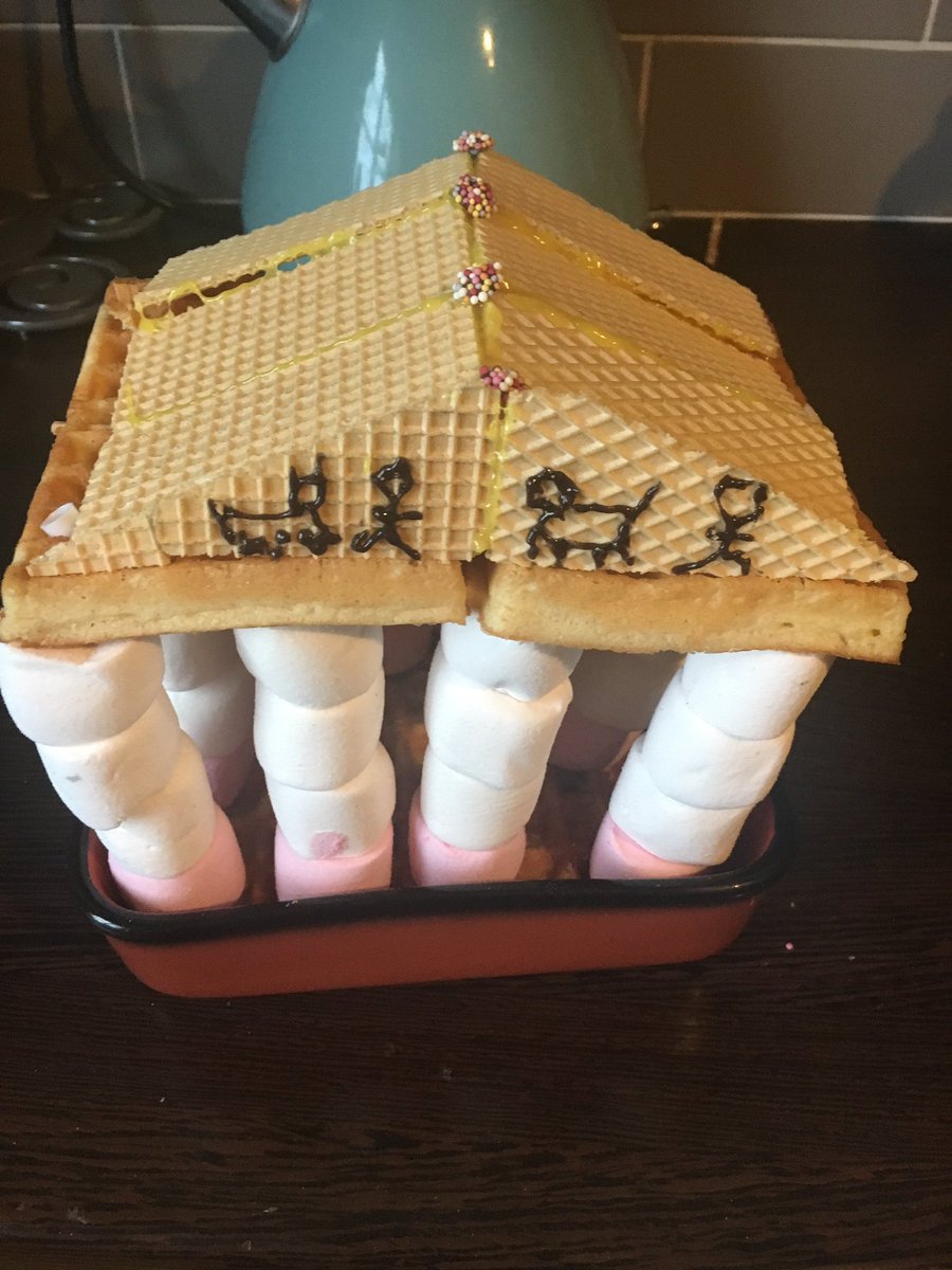 AlisonLGray's tweet photo. @Hadrian_Park  Max year 5a really enjoyed making his homework this week! Ancient Greek Parthenon ready to eat yum! https://t.co/Qi4Gv0UPxW