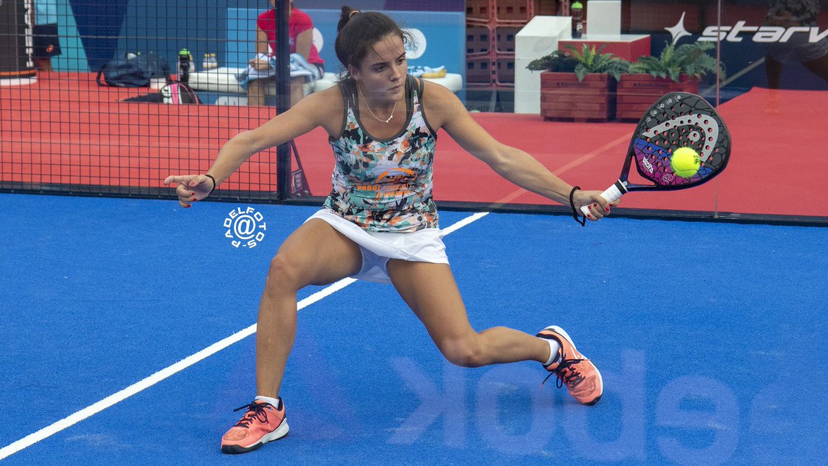 padelfotos's tweet photo. 📸 Fotogalería de Paula Josemaría durante el primer #WOPENWPT de la historia.
#PadelFemenino #Padel #PadelFotos https://t.co/8DJn5Z8cKl