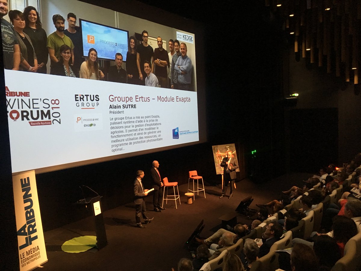 Remise du prix de l'innovation à Alain Sutre du groupe Ertus et son module Exapta <a href="/process2wine/">Process2Wine</a> par la @BP_ACA au Wine's Forum 2018 de La Tribune à Bordeaux ! #WinesForum18