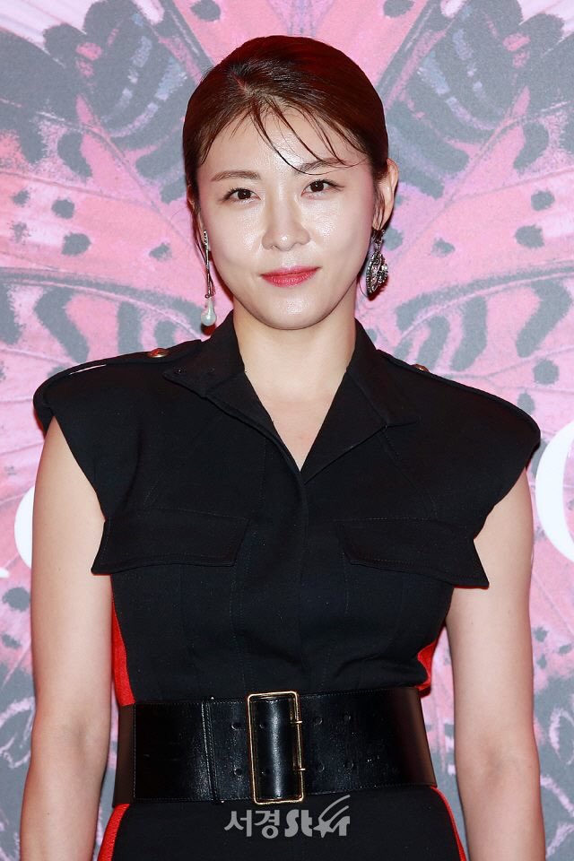 HAJIWONHK1023's tweet photo. 하지원 알렉산더 맥퀀 행사
https://t.co/JJMAYByWto
#하지원 #HaJiWon #ハジウォン #河智苑 #ХаДжиВон #hajiwon1023 #햇님 @hajiwon1023 #hajiwonhk1023 #HK1023 #河智苑香港站 #haewadal_entertainment #해와달엔터테인먼트 #광진구 #성수동 #레이어57 #LAYER57 #알렉산더맥퀸 #AlexanderMcQUEEN https://t.co/Gv6a3Qbh8T