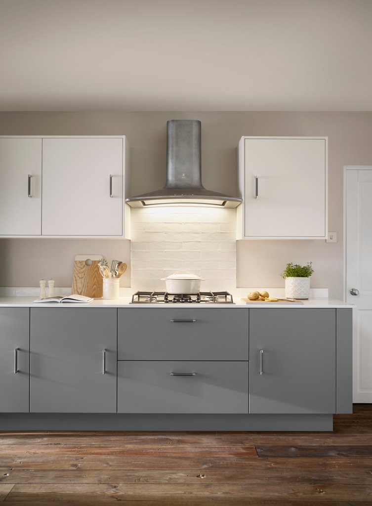 LAFtdFurniture's tweet photo. Want a more modern kitchen, then why not be inspired by our Richmond range? Shown here in Cobble Grey and White. 

#lauraashleykitchens #lauraashley #lauraashleyhome  #paintedkitchen #countrykitchen #modernkitchen #contemporarystyling #contemporarykitchen https://t.co/qQAXJtZhoh