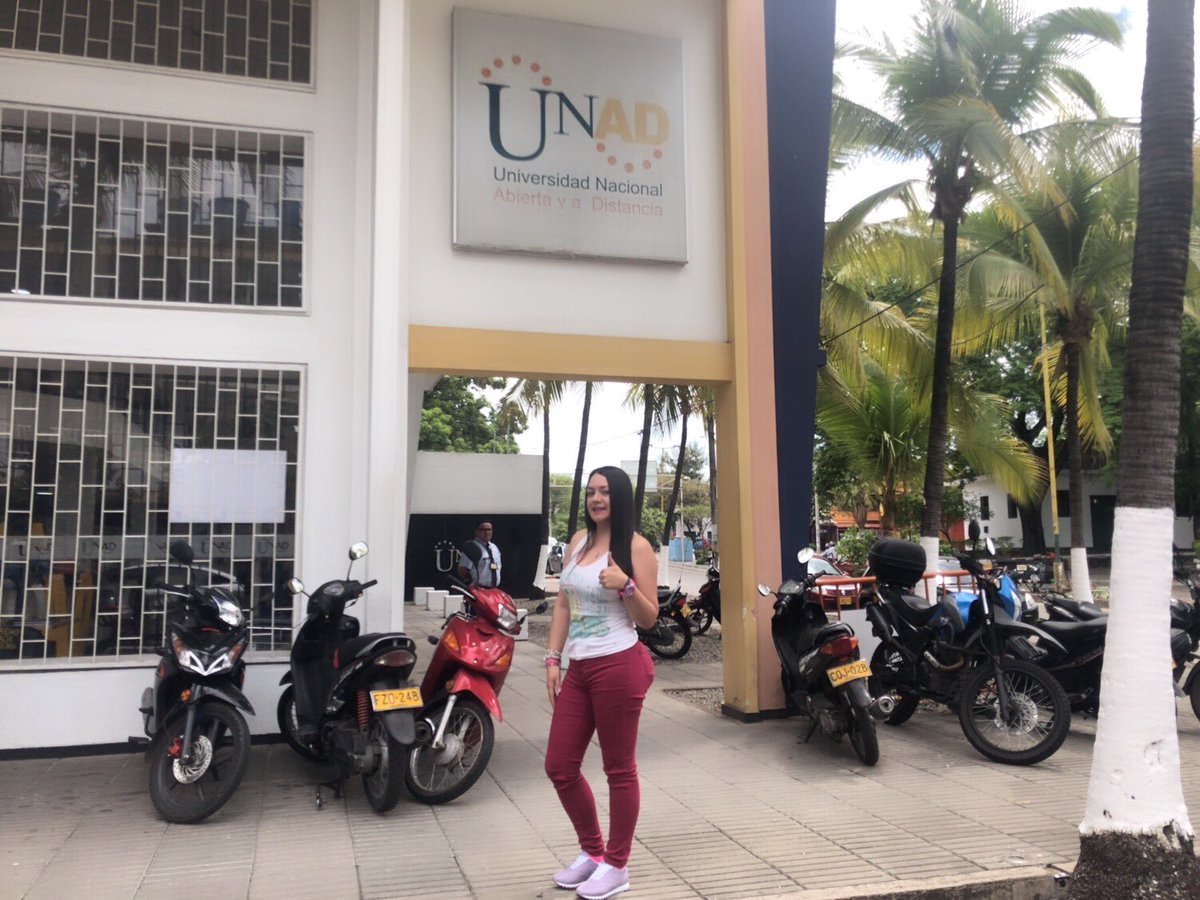 CaroCalleUNAD's tweet photo. Y antes que inicie el evento del #DespliegueZonalUNAD Zona Sur, como no visitar a nuestra Familia Unadista de @UniversidadUNAD CCAV Neiva
#ModoRP
#OrgullosamenteUnadistas
#RedestUNADPresente https://t.co/rJsFhnZu2F