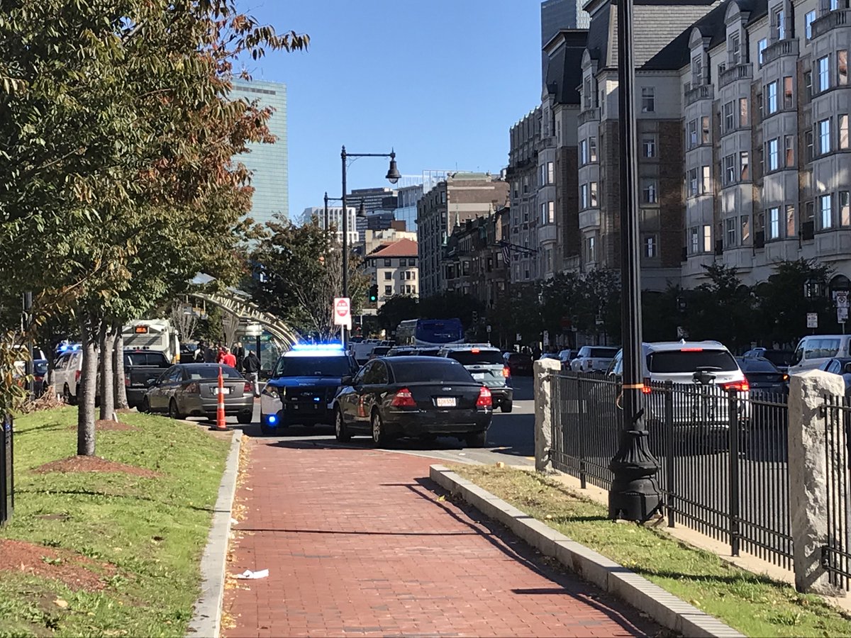Boston 25 News On Twitter Police Are Searching 660 Beacon St