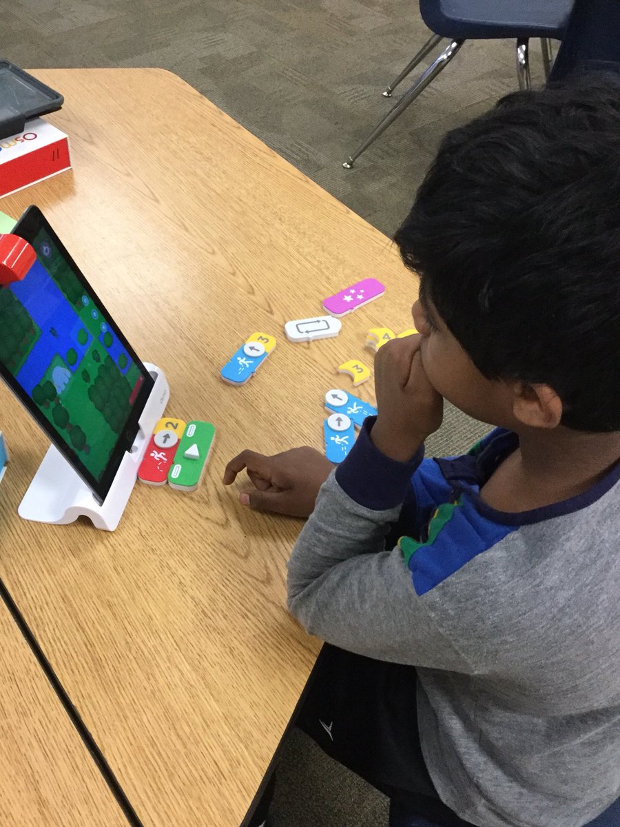 CarolynSund's tweet photo. We are Coding with Osmo tiles and our iPads today. https://t.co/okPLS7dBPB