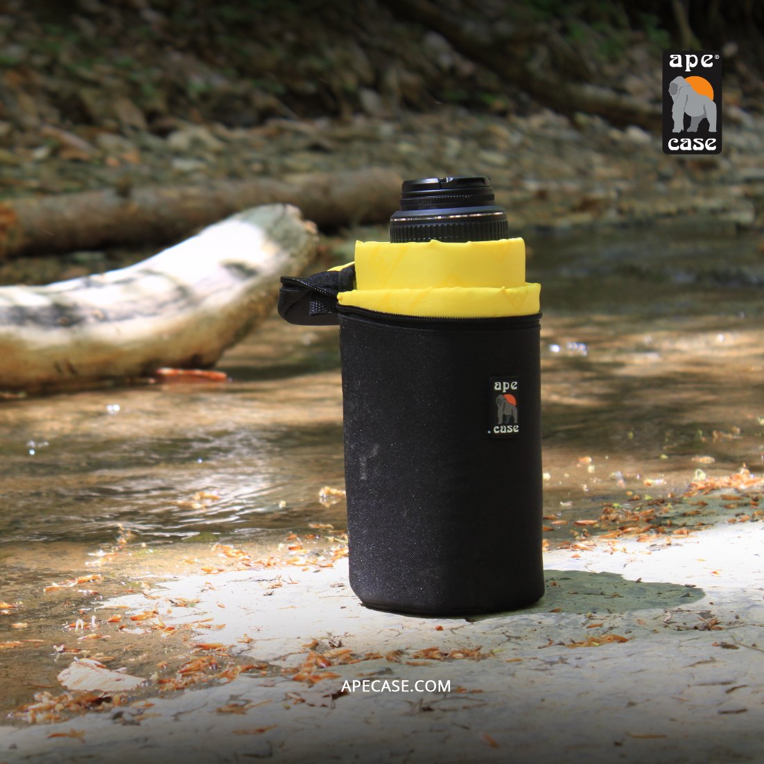 ApeCase's tweet photo. The ACLC12 Lens Case is Ape Case’s zippered adjustable, attachable Lens Case with a unique twist on the standard lens case. Nicely padded protection for your lens. #ApeCase #Camera #Case https://t.co/gPfi2fy3Gg https://t.co/d60DP0IN8l
