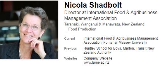 AHDB_Dairy's tweet photo. Tweet us your questions to ask Prof. Nicola Shadbolt from Massey University NZ for our farmer Q&amp;A podcast tomorrow. She has farmed for 30 years, delivers farm &amp; agribusiness management for dairy, beef &amp; sheep. All topics covered - sustainability, volatility or NZ farming. https://t.co/Yl97Nf7Sok