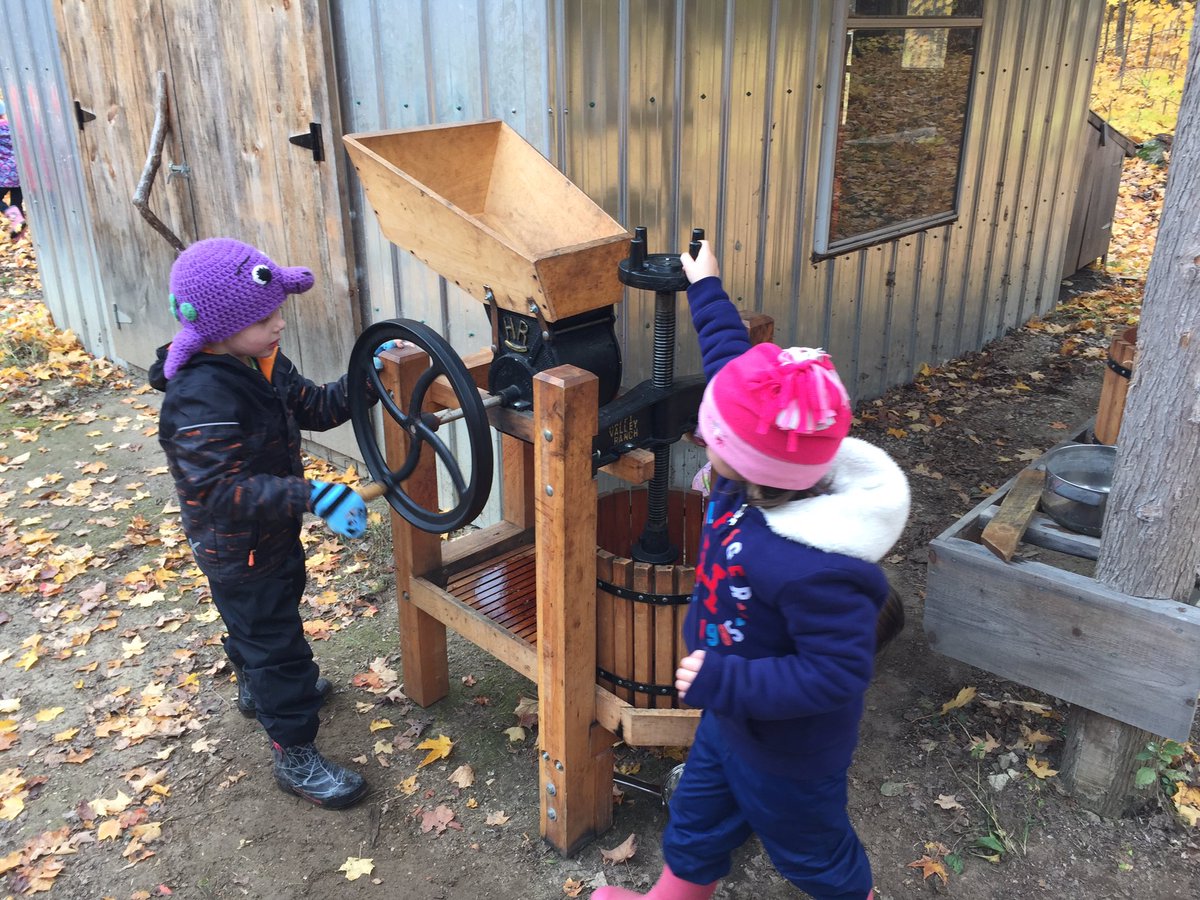 Making their own apple juice! #rcdsbexperientiallearning