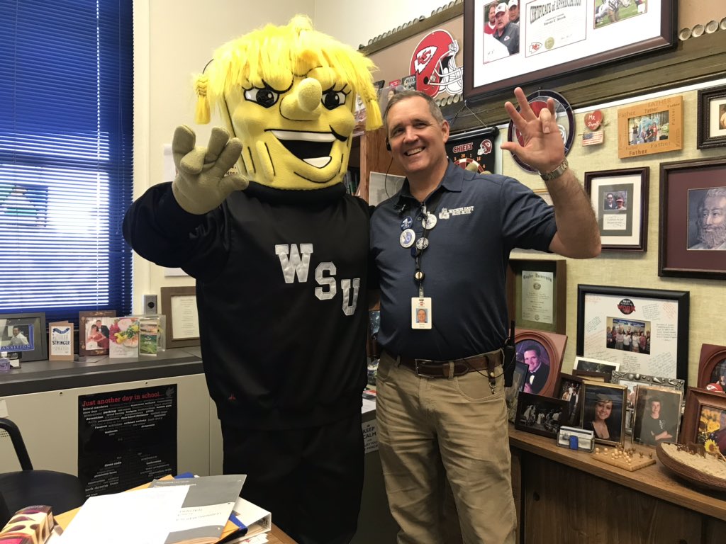 meg_ranae's tweet photo. Can’t forget about WSU alum Mr. Shook and current Shockers and Ace alums, @abbifaf and @truccienguyenn! 😊😊😊 https://t.co/dlMrDmnZmr