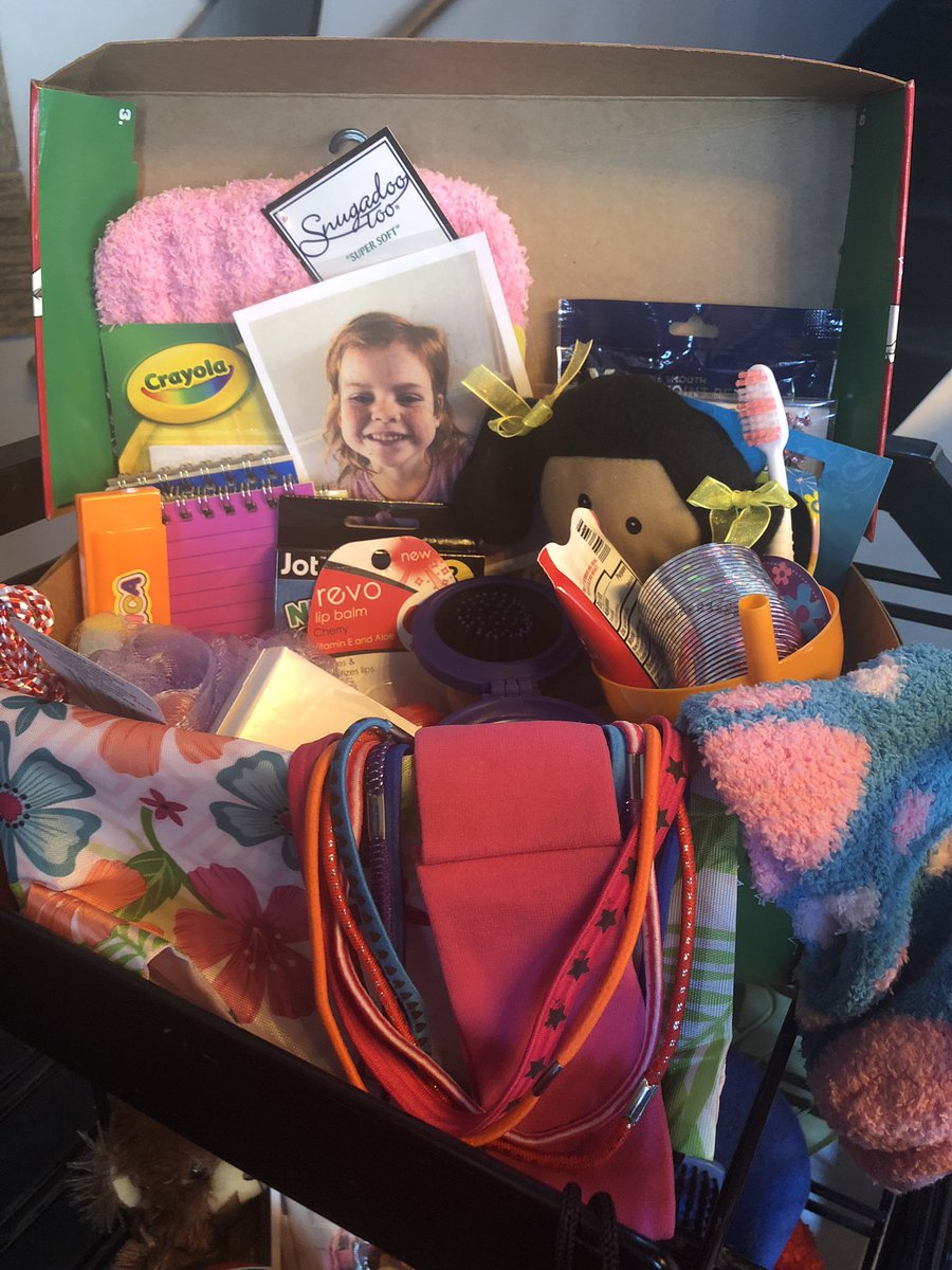 cornerperk's tweet photo. What do you put in an Operation Christmas Child box??? #funstuff #boxoflove #operationchristmaschild https://t.co/UoUJmvY0qN