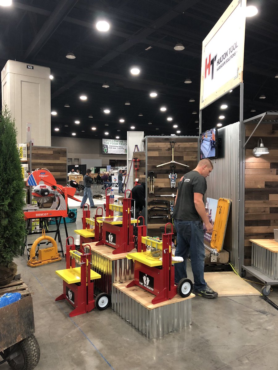 Setting up for HNA! Come visit us starting tomorrow at Booth # 23028! @GIE_EXPO <a href="/HardscapeNA/">HardscapeNA</a>