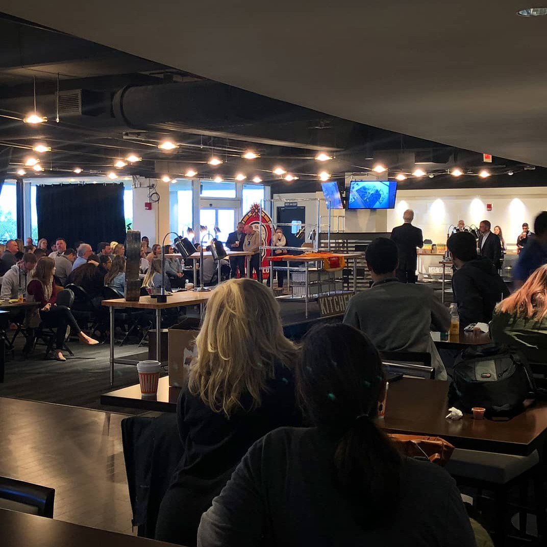 GoVoteNo's tweet photo. #tacotuesday breakfast with @spurs, and lunch with @ValeroEnergy! Encouraging all of our community to #GoVoteNo on #PropsABC on #November6th.
#satx #charteramendments #paymoregetless https://t.co/8royc4LobW