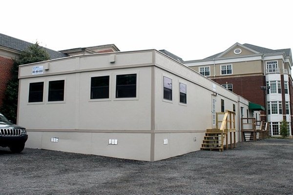 WILMOTMOD's tweet image. Sibley Hospital needed a structure for offices, meeting rooms, and a computer lab. This is where Wilmot Modular came in with custom offices and buildings. See how we helped to build their vision: hubs.ly/H0f4qGM0  #WeHelpBuildVisions