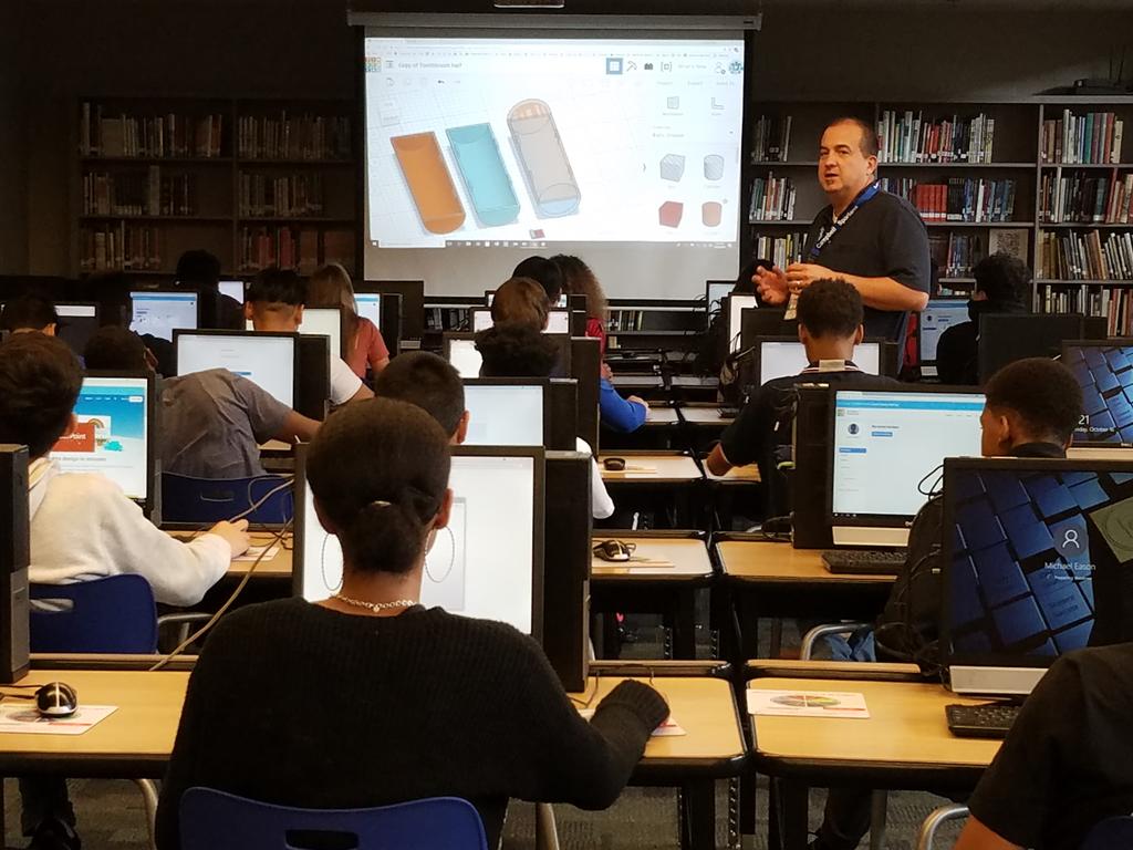chscommons's tweet photo. CTAE students in the library for a lesson on 3D design. Designing an electric toothbrush to print.  #CHSSparta #CobbLMS https://t.co/HKpBRFZZ4n